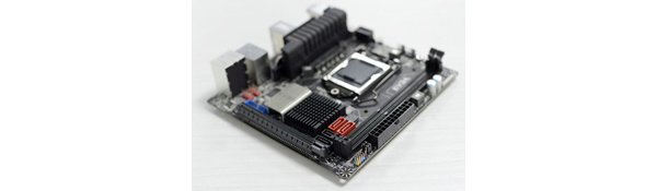 EVGA fremviser et kompakt Mini-ITX Z77-bundkort