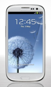 Samsungin Galaxy-puhelimissa paha turva-aukko: puhelin tyhjenee nettisivun avaamalla