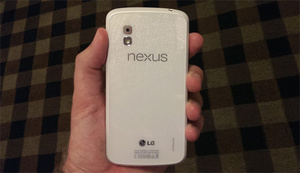 Google I/O:sta puuttunut uusi Android ja Nexus 4 -päivitys kesäkuussa