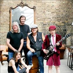 AC/DC:n musiikkia myytiin luvatta netiss�