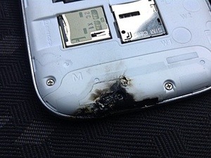 Kärähtäneen Galaxy S III:n arvoitus selvisi - vika ei puhelimessa