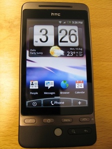 Suomen ensimm�inen Google-puhelin testiss� - ensikokemukset HTC Herosta