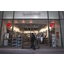 Amazon in talks to acquire some of bankrupt RadioShack's stores Amazon in talks to acquire some of bankrupt RadioShack's stores